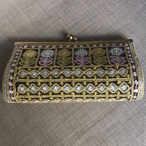 Gold new clutch